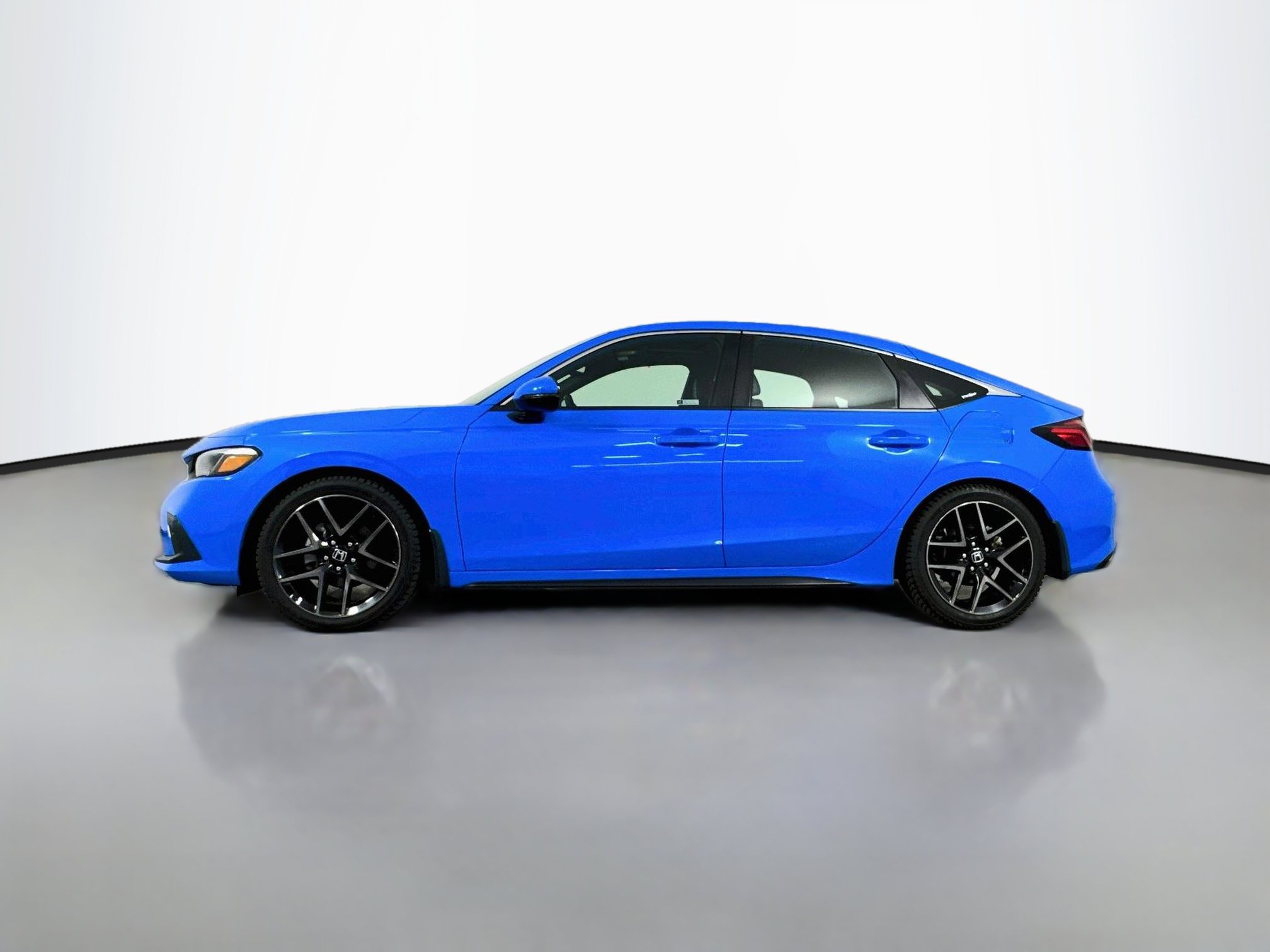 Used 2022 Honda Civic Sport Touring image 4