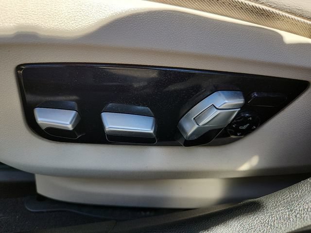 Used 2018 BMW M550i xDrive AWD/4WD image 14