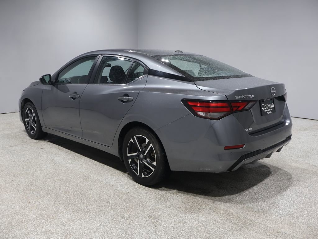 Used 2024 Nissan Sentra SV image 4
