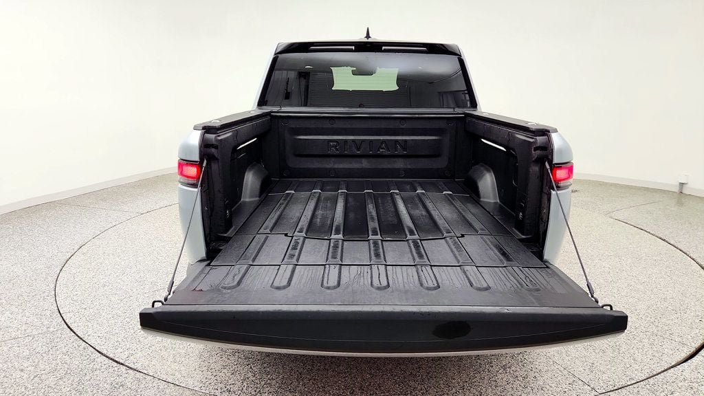 Used 2024 Rivian R1T Adventure Dual AWD/4WD image 22