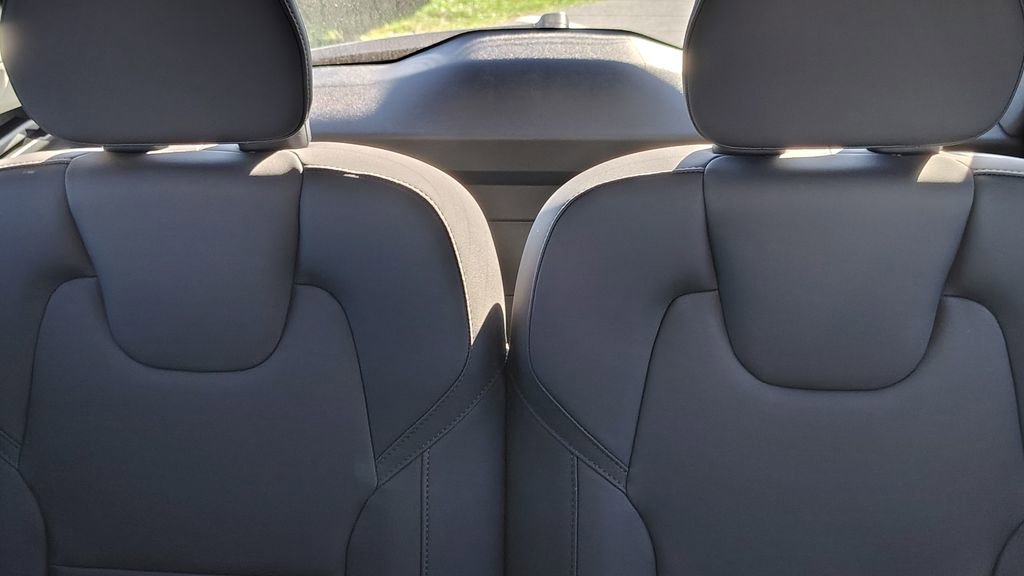 New 2026 Volvo XC90 B6 Plus w/ Protection Package Premier image 31