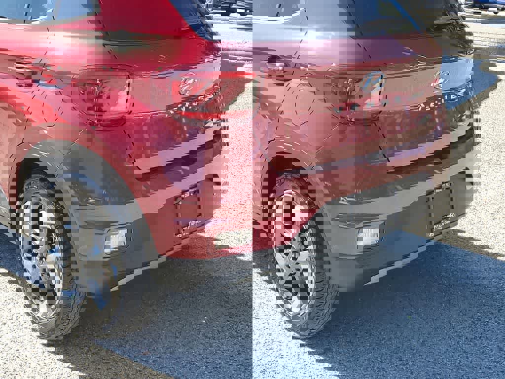 Used 2024 Hyundai Venue SEL image 7