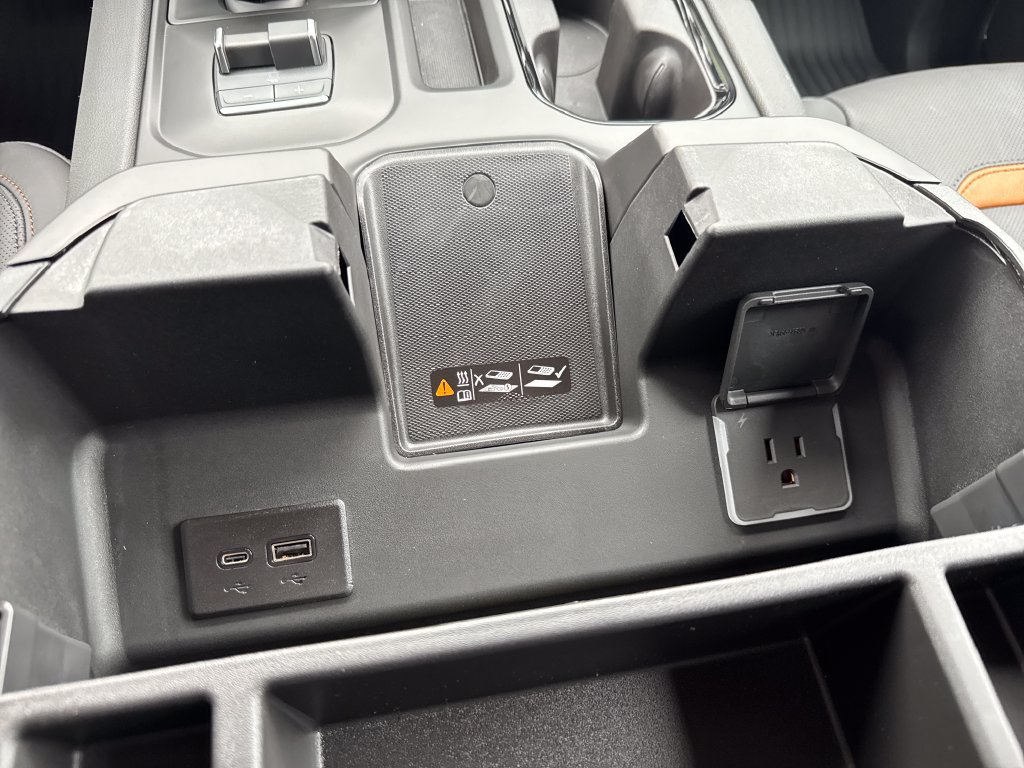 New 2026 GMC Sierra 1500 AT4 w/ AT4 Premium Package AWD/4WD image 36