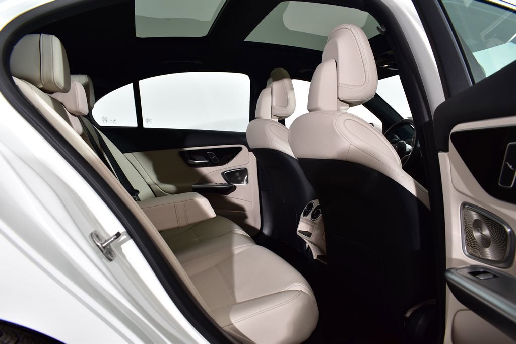 Used 2026 Mercedes-Benz C 300 4MATIC Sedan image 28