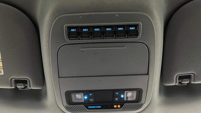 Used 2024 Ford F250 XL w/ XL Chrome Package image 31