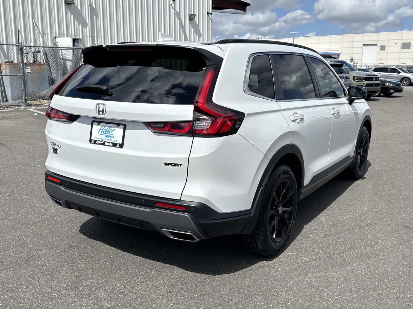 Used 2024 Honda CR-V Sport-L image 4