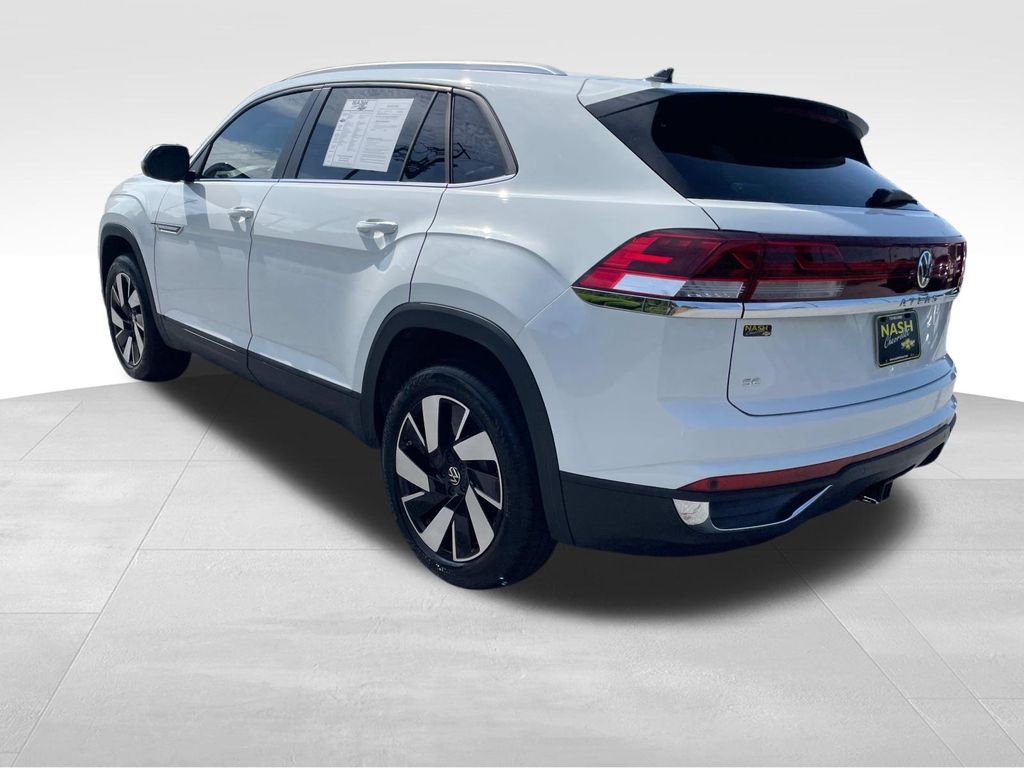 Used 2025 Volkswagen Atlas Cross Sport SE image 5