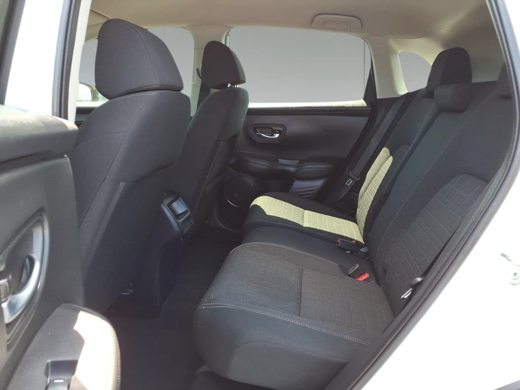 Used 2024 Honda HR-V LX image 11