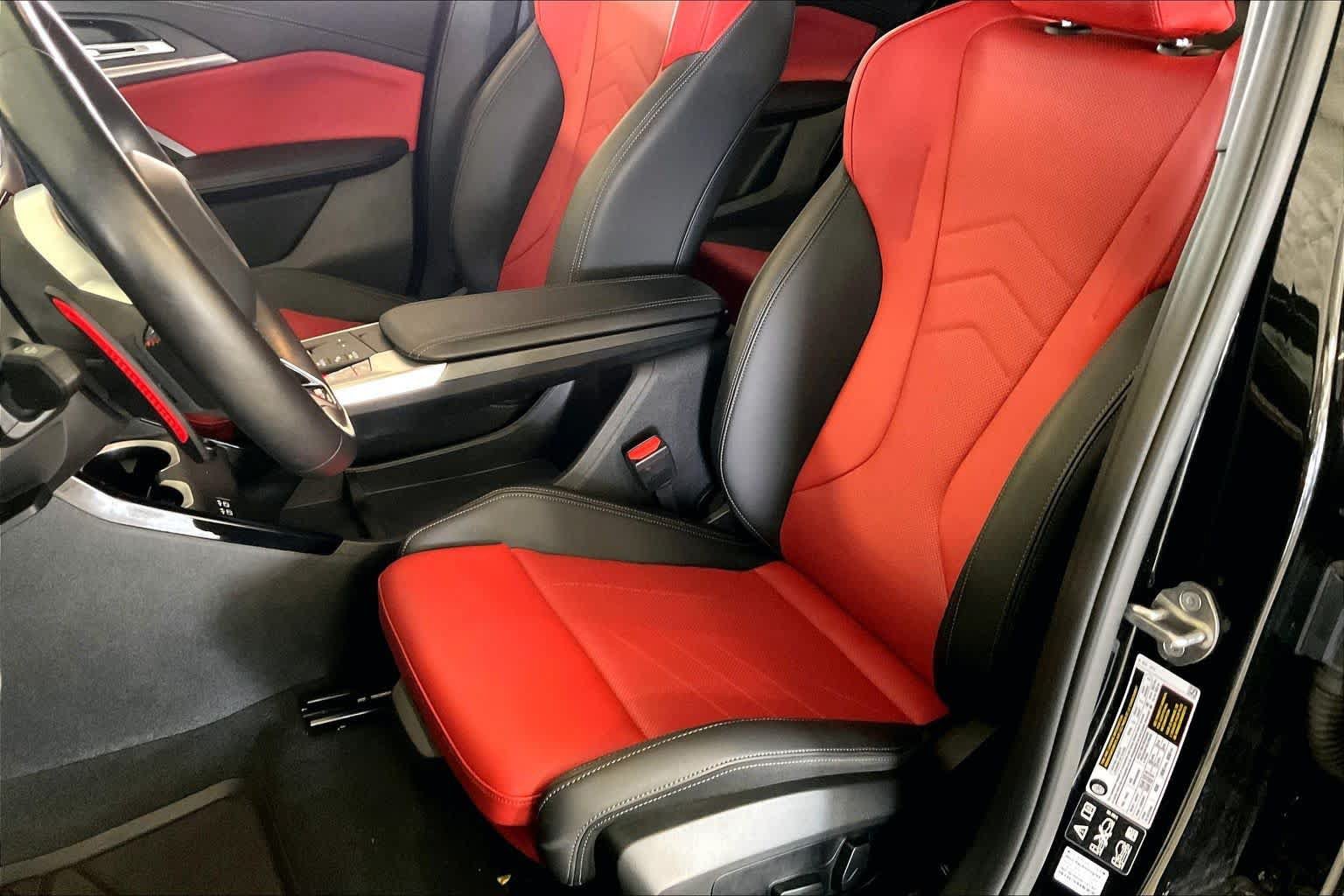 Used 2024 BMW X2 M35i AWD/4WD image 7