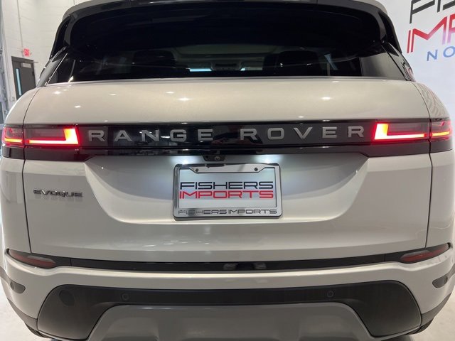 Used 2025 Land Rover Range Rover Evoque S image 8