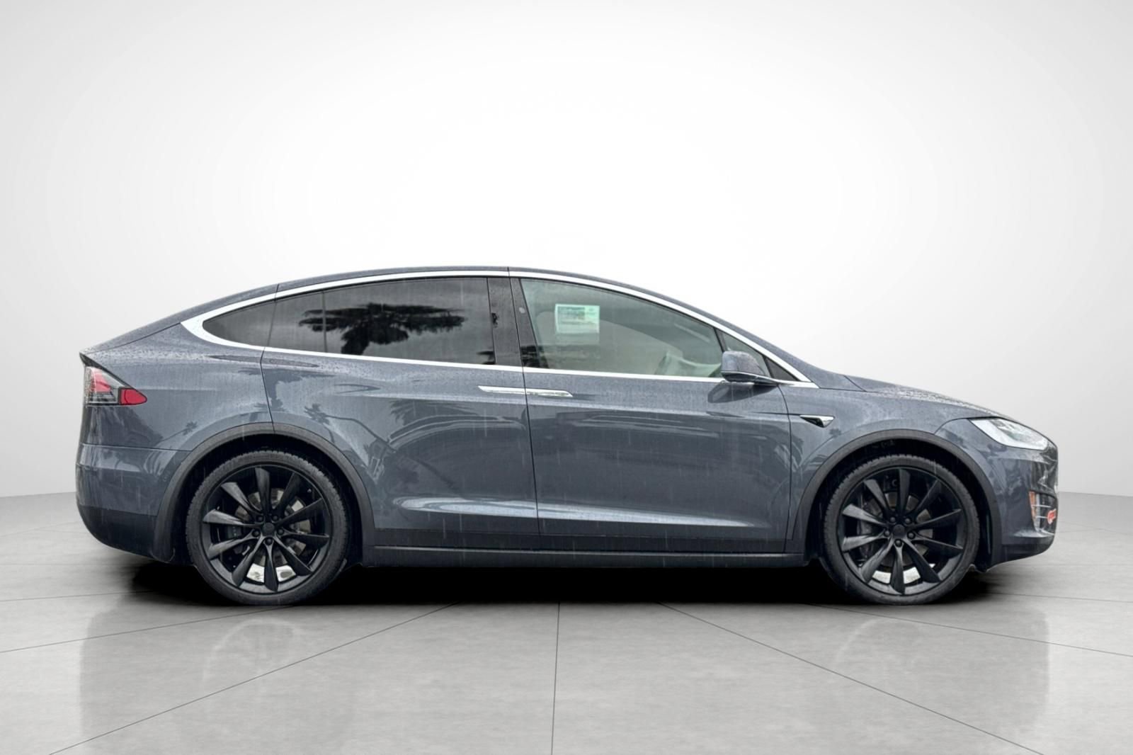 Used 2020 Tesla Model X Long Range image 23