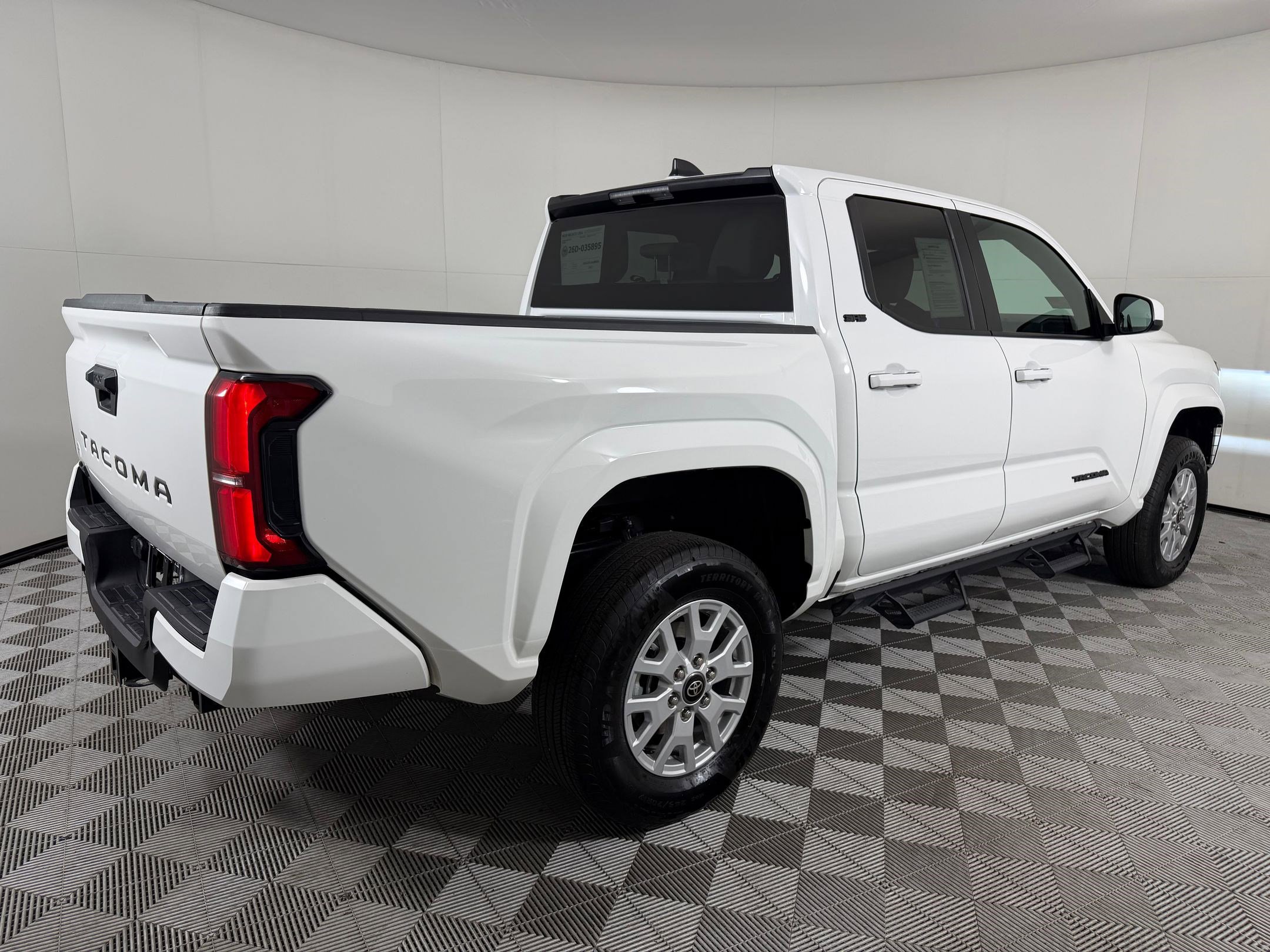 Certified 2025 Toyota Tacoma SR5 image 8