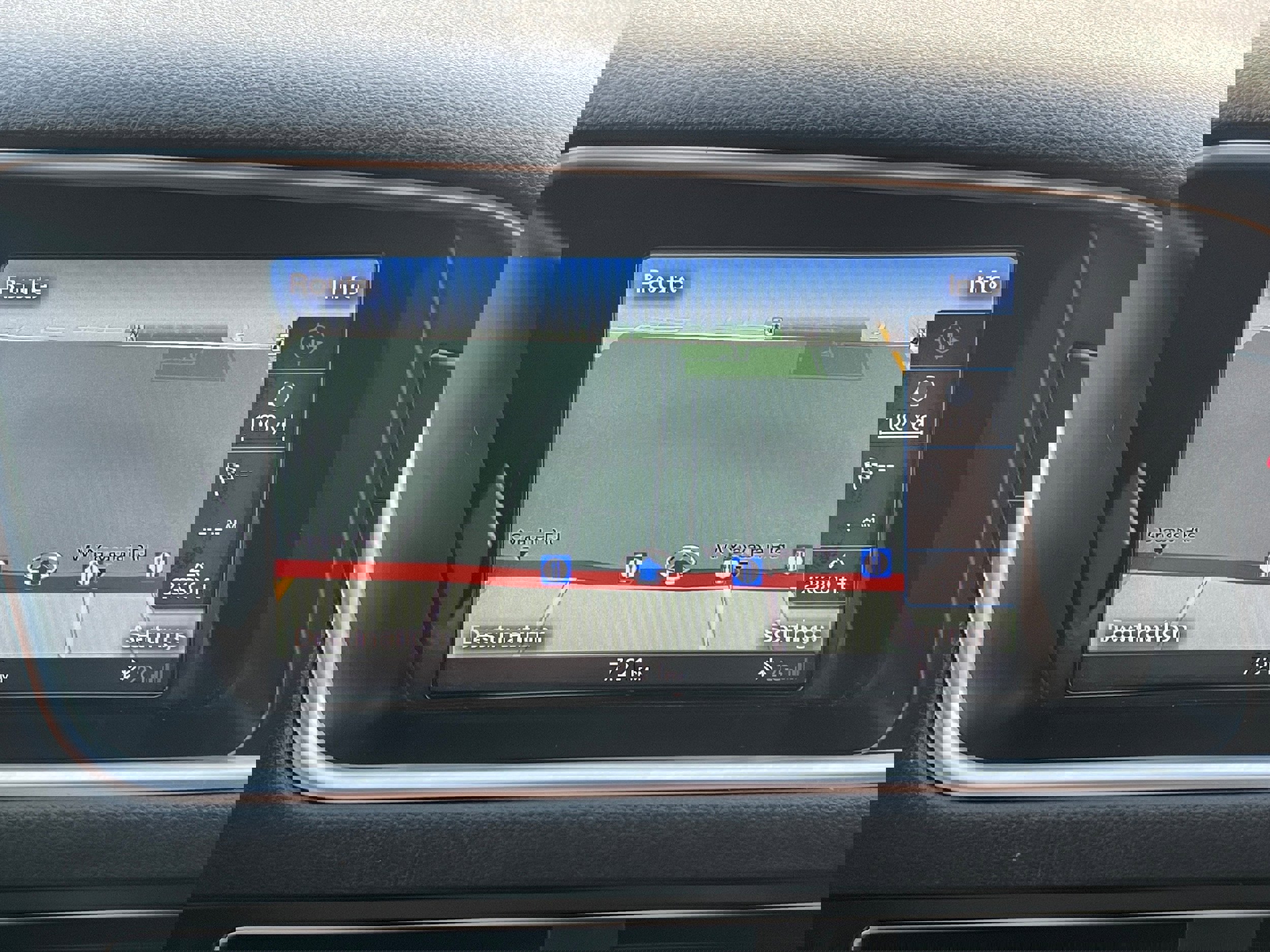 Used 2016 Audi Q5 2.0T Premium Plus w/ Technology Package image 22