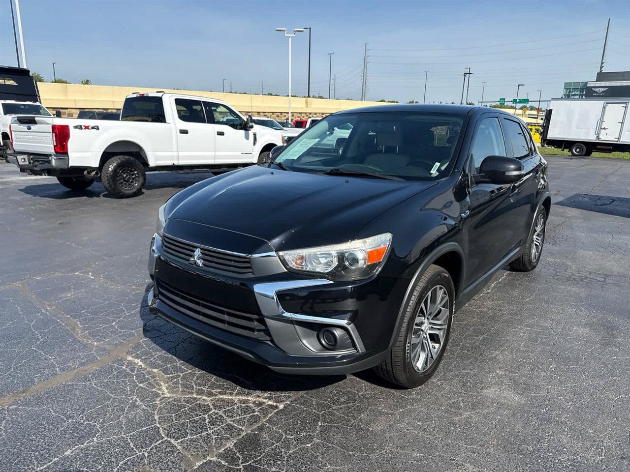 Used 2017 Mitsubishi Outlander Sport ES FWD image 4