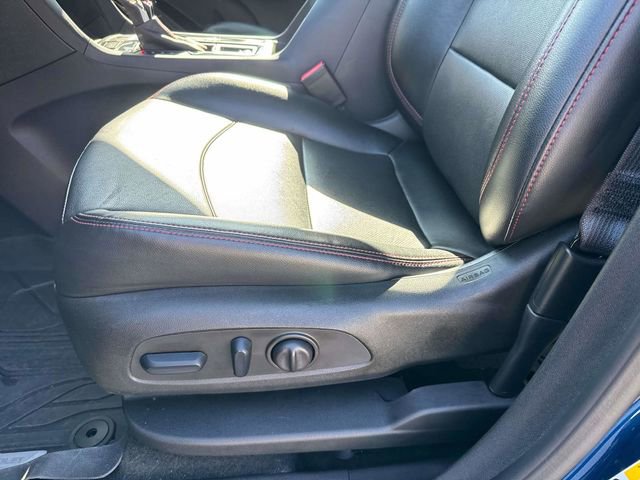 Used 2023 Chevrolet Equinox RS w/ RS Leather Package image 20