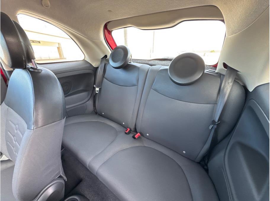 Used 2015 FIAT 500 Pop image 11