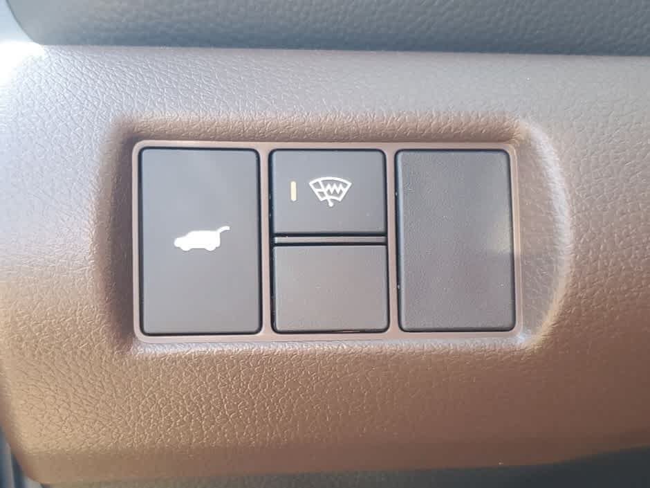 Used 2026 Honda Pilot Elite image 16