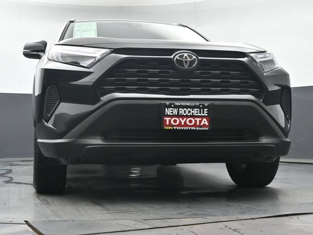 Certified 2025 Toyota RAV4 XLE AWD/4WD image 33