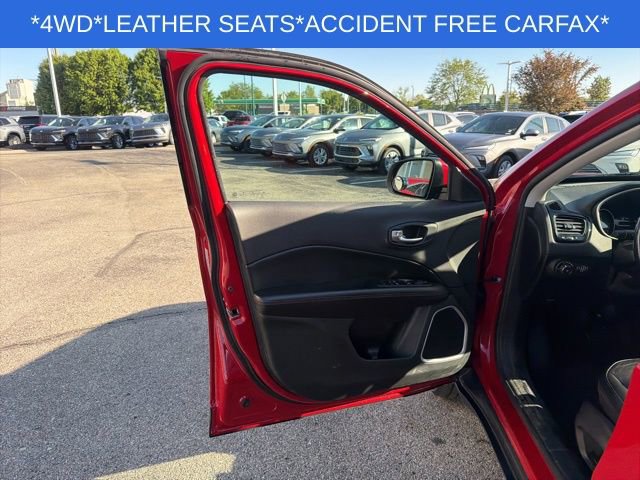 Used 2019 Jeep Compass Limited AWD/4WD image 23