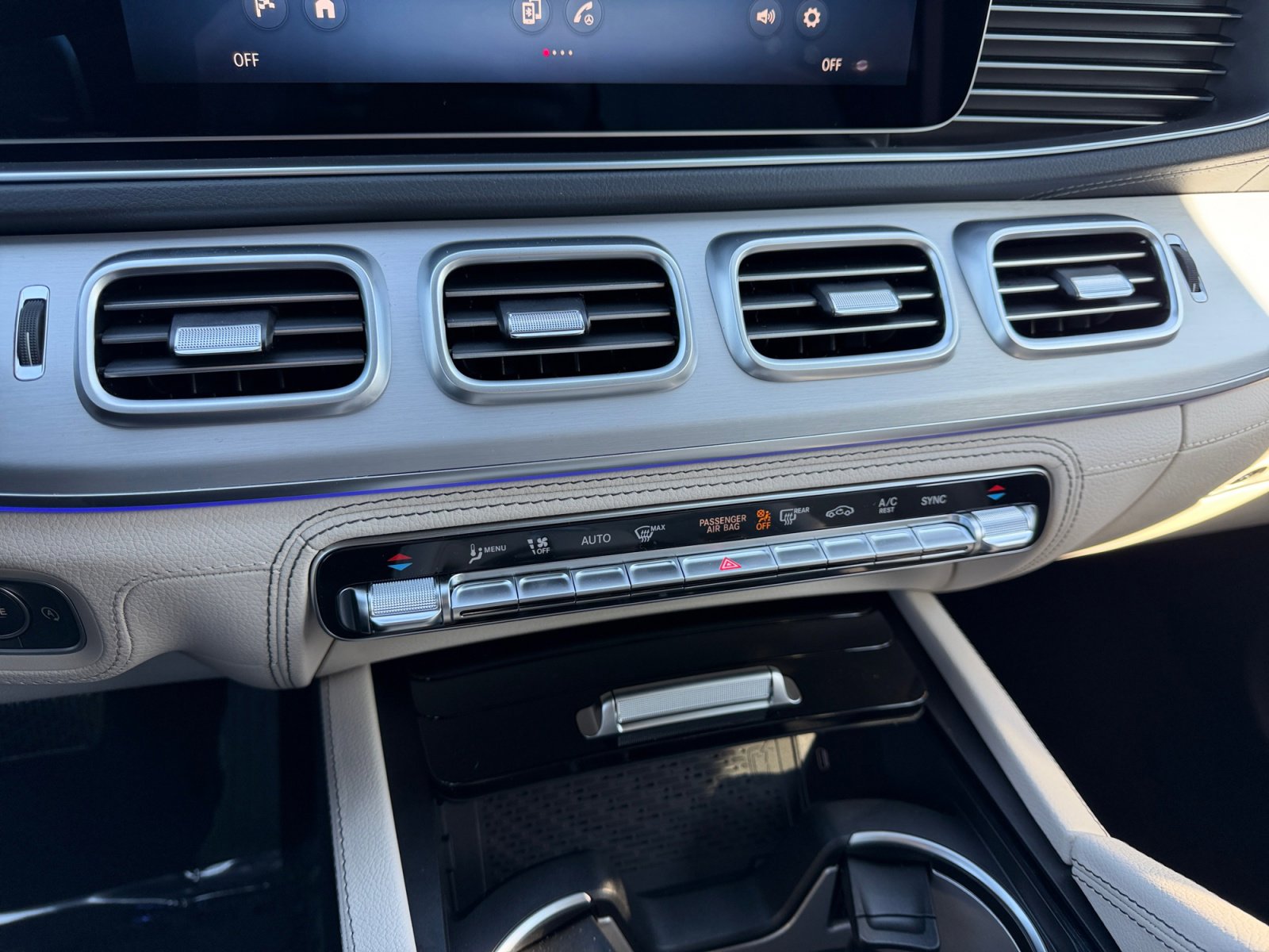 New 2026 Mercedes-Benz GLE 580 4MATIC image 12