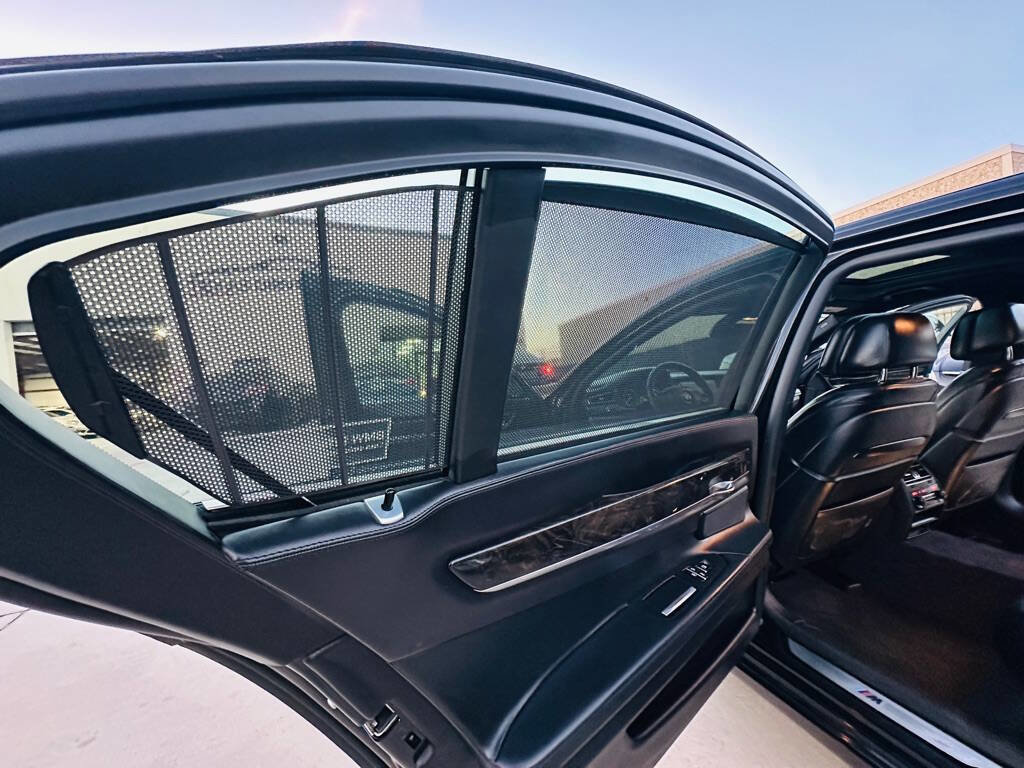 Used 2014 BMW 750Li 750Li 4dr Sedan image 16