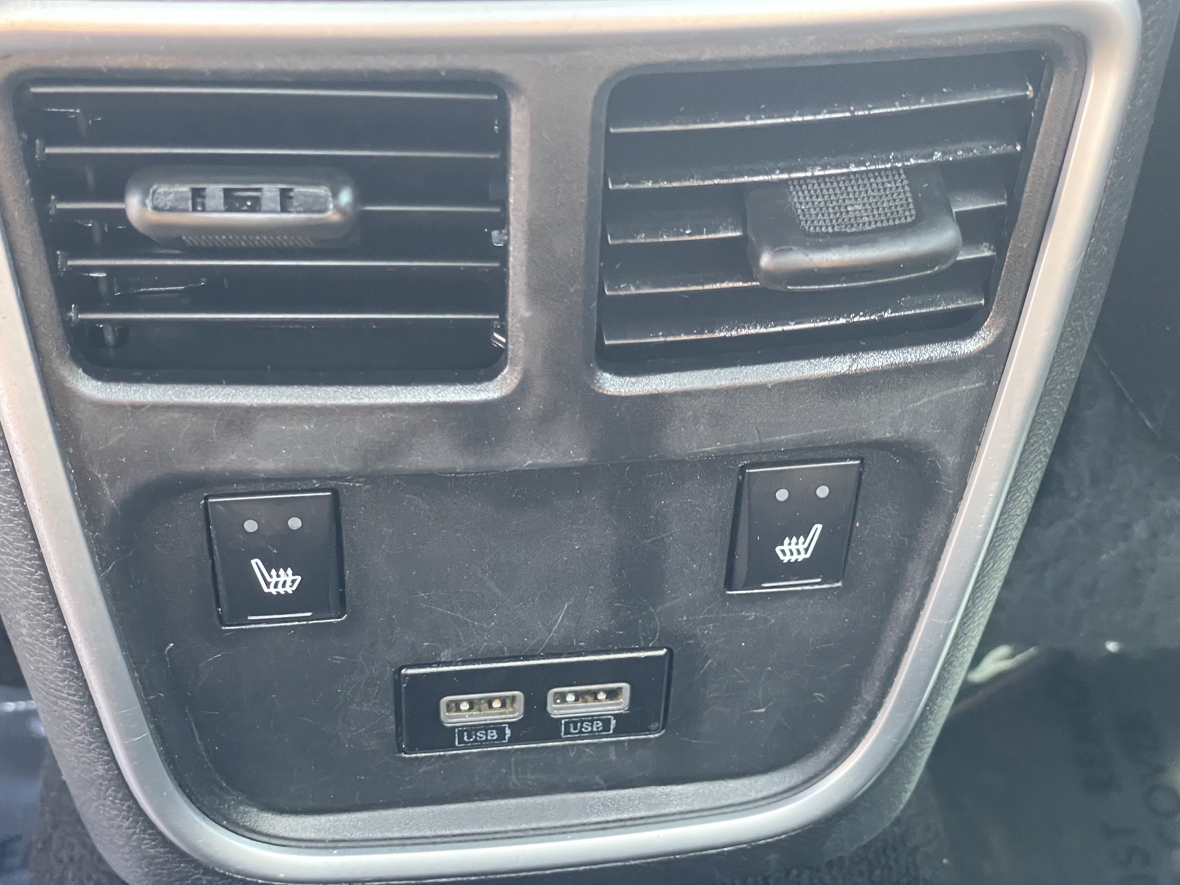 Used 2021 Dodge Charger SXT w/ Plus Group RWD image 28