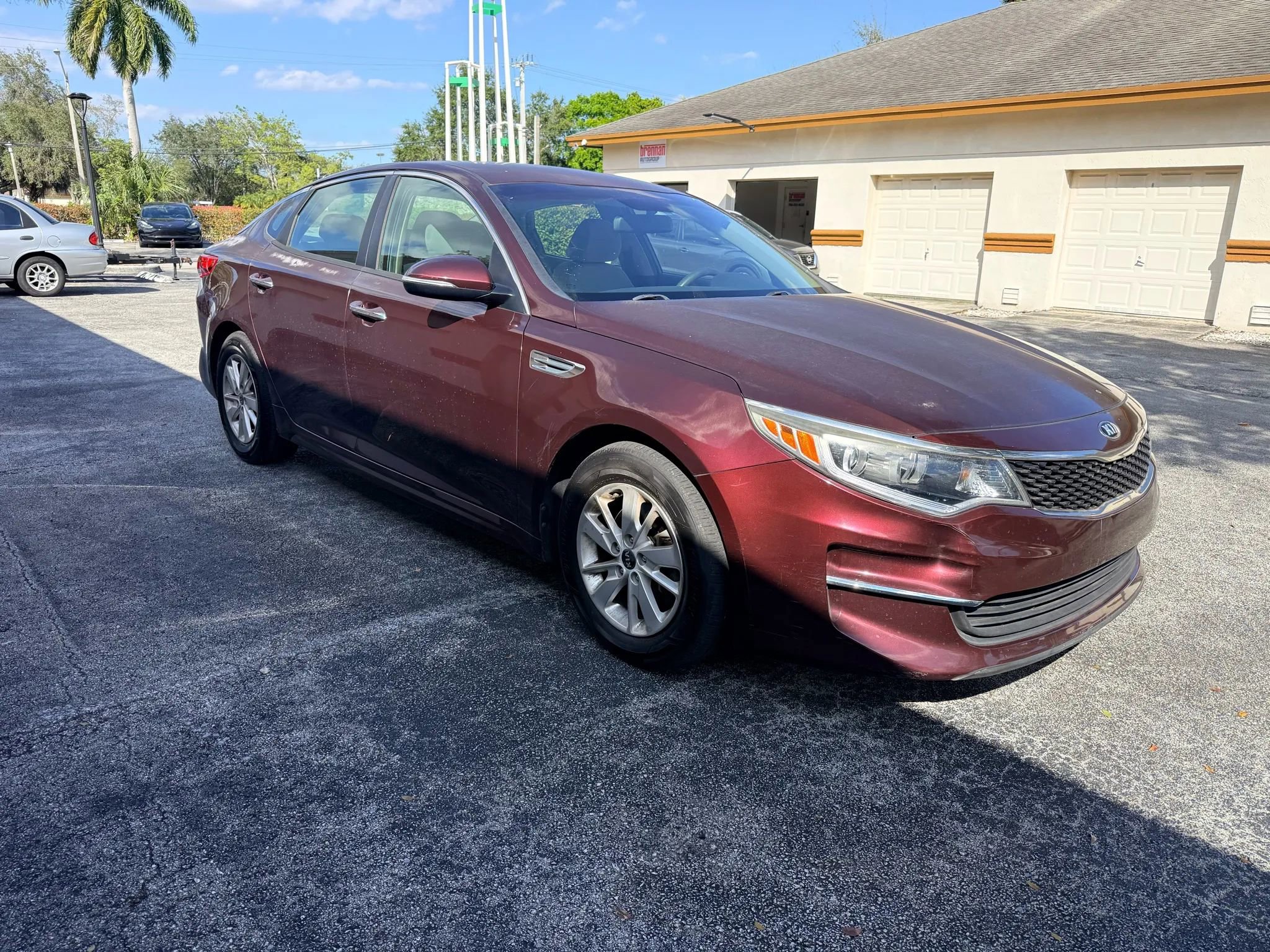 Used 2016 Kia Optima LX image 1