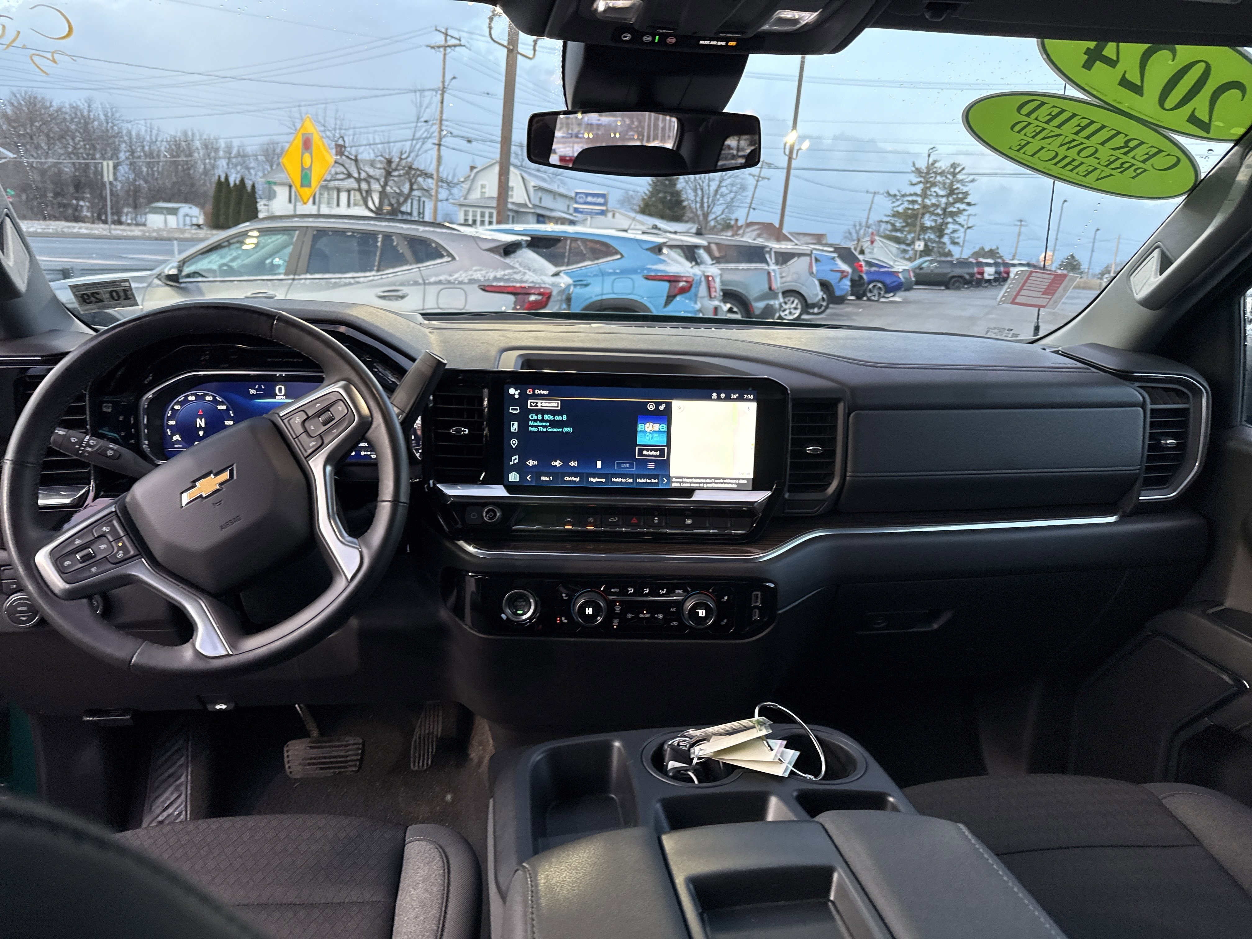 Used 2024 Chevrolet Silverado 1500 LT image 14