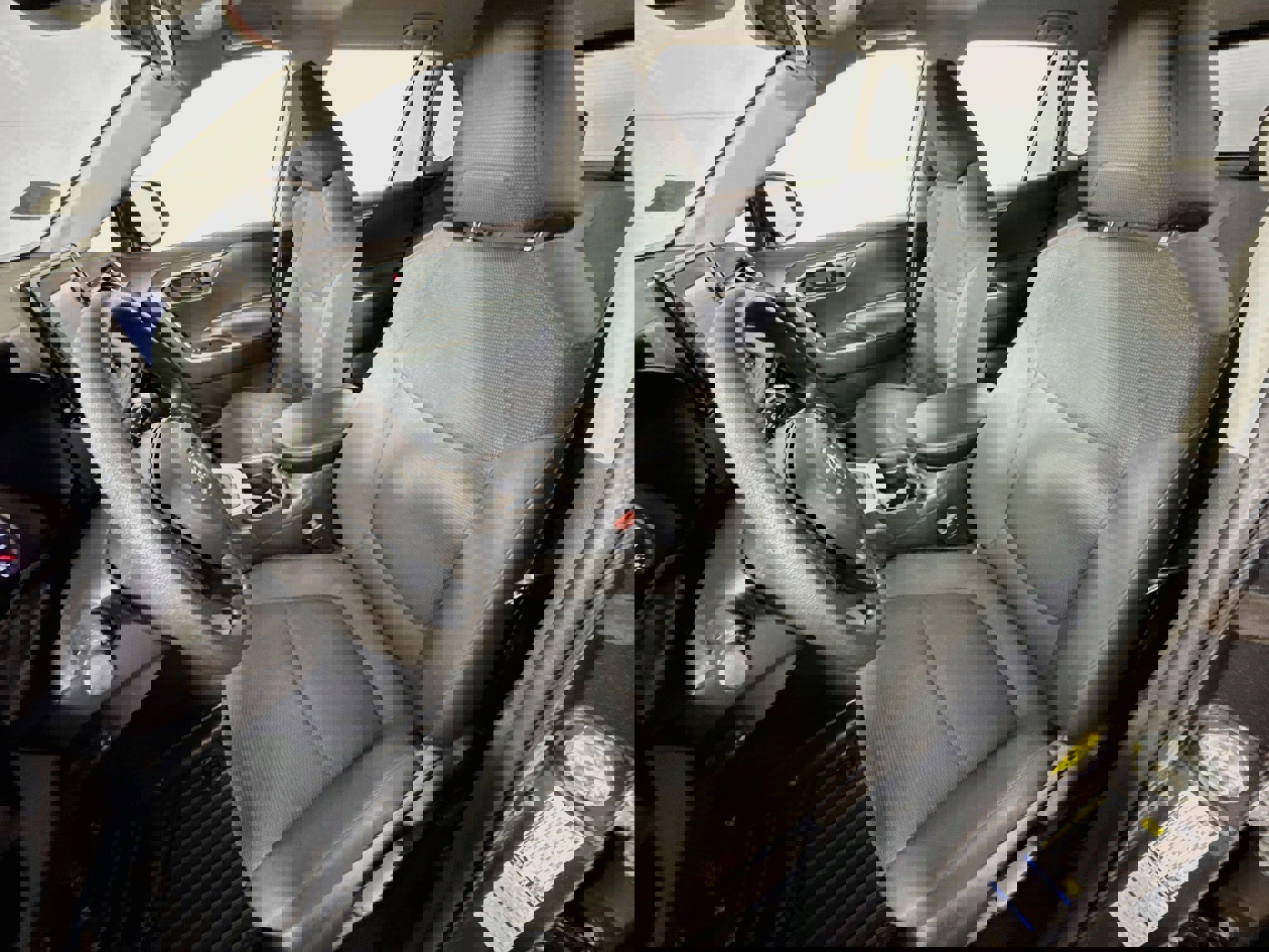 Used 2021 Toyota RAV4 LE w/ Carpet Mat Package (TMS) image 12