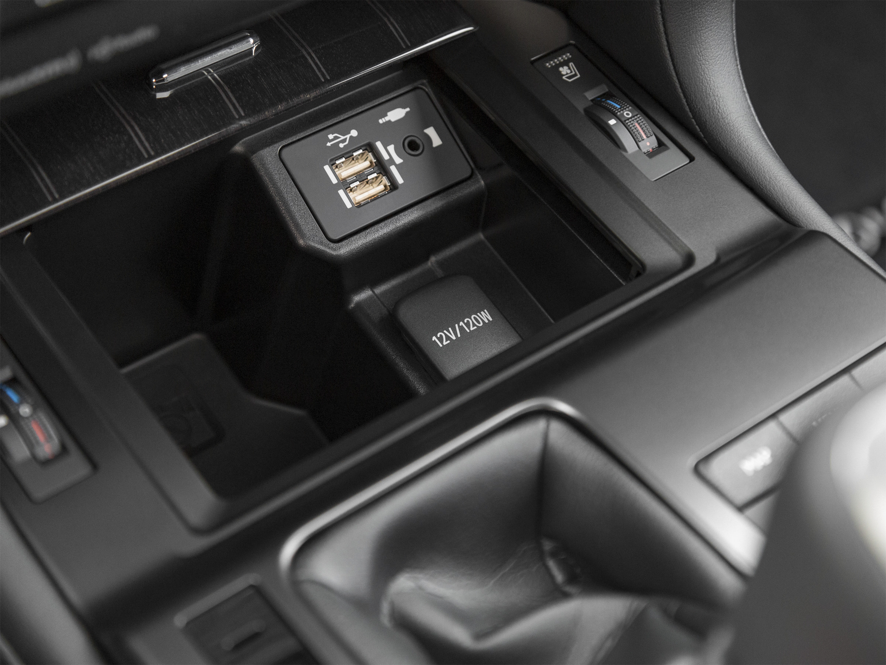 Used 2022 Lexus GX 460 w/ Black Line Special Edition AWD/4WD image 45