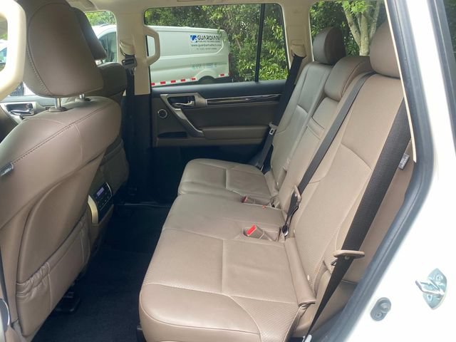 Used 2022 Lexus GX 460 Luxury AWD/4WD image 9