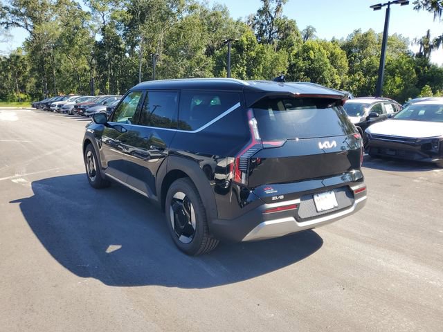 New 2026 Kia EV9 Wind AWD/4WD image 3