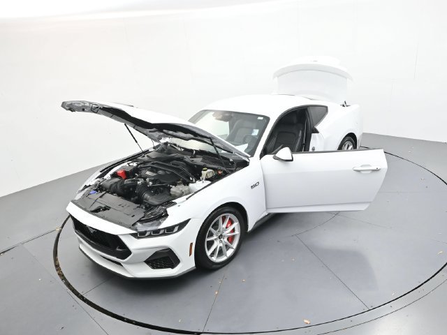Used 2024 Ford Mustang GT Premium RWD image 43