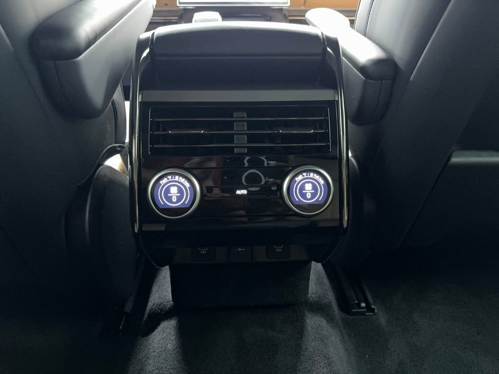 Used 2024 Land Rover Range Rover Sport Dynamic SE image 20