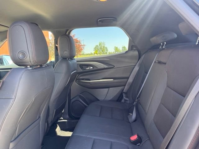 Used 2023 Chevrolet TrailBlazer RS AWD/4WD image 32