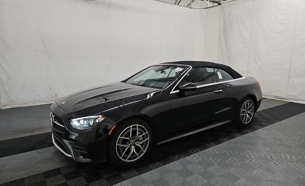 Used 2023 Mercedes-Benz E 450 4MATIC Cabriolet video 1