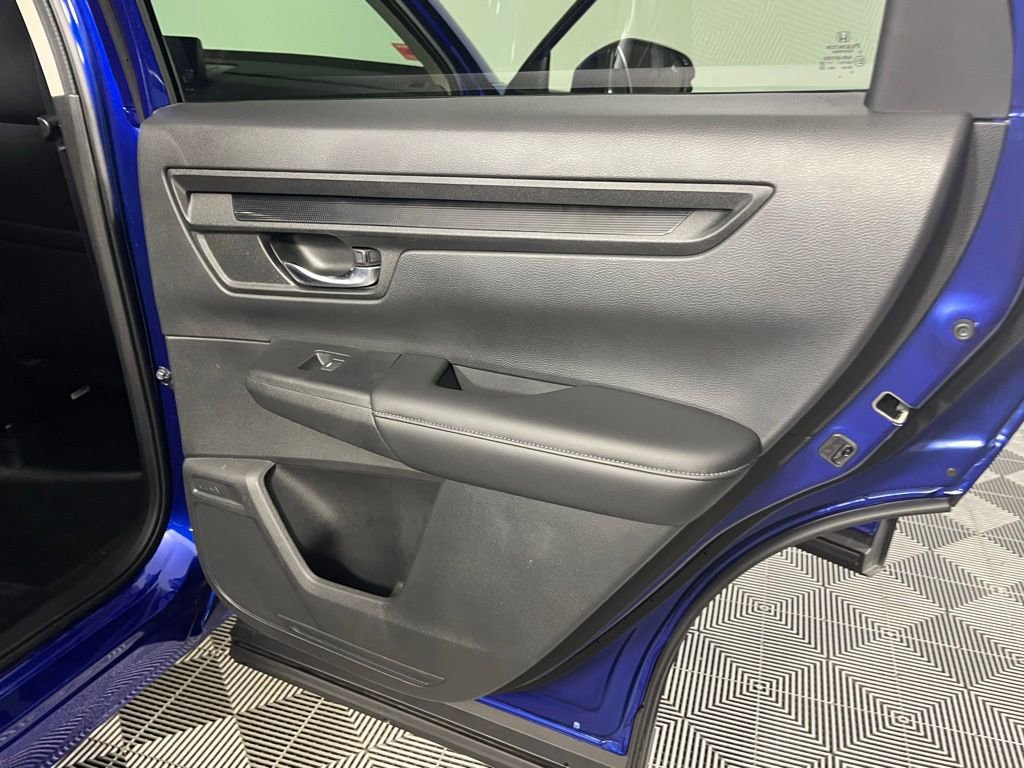 Used 2025 Honda CR-V EX image 29