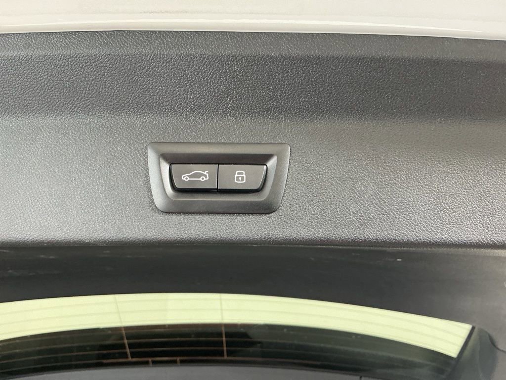 Certified 2024 BMW X3 sDrive30i w/ Convenience Package RWD image 30