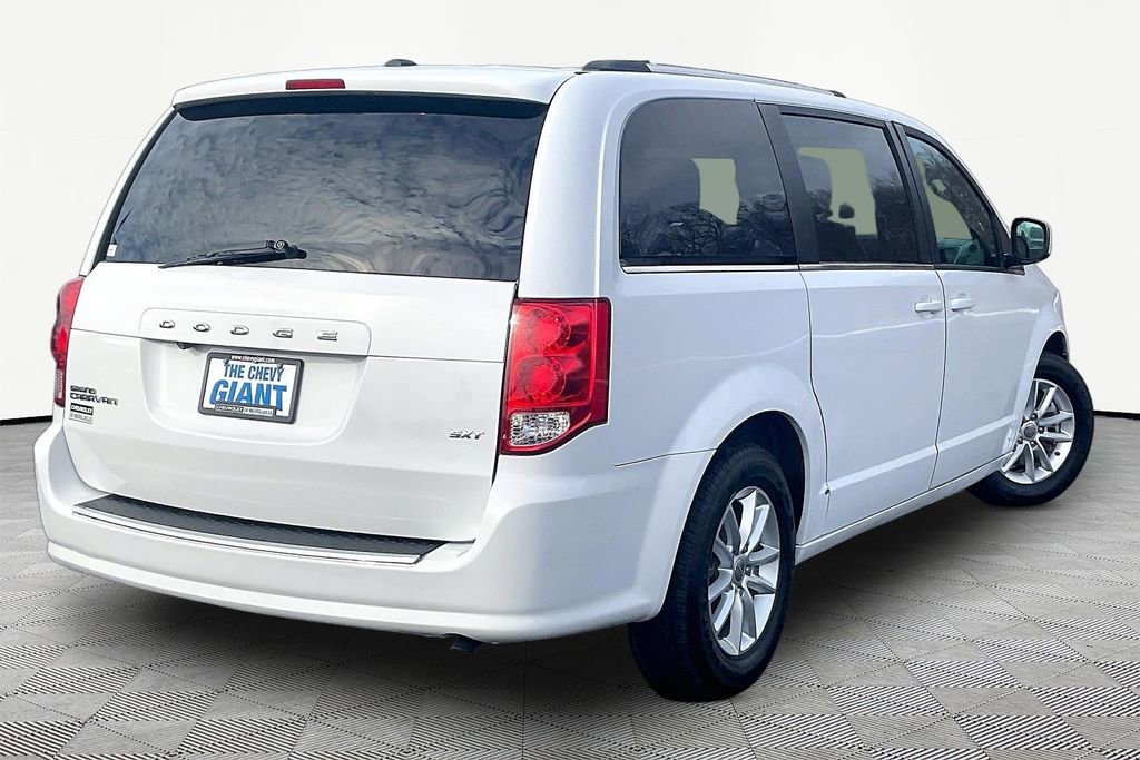 Used 2020 Dodge Grand Caravan SXT image 7
