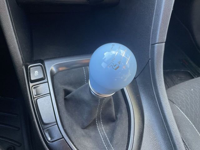 Used 2020 Hyundai Veloster N w/ Performance Package image 15