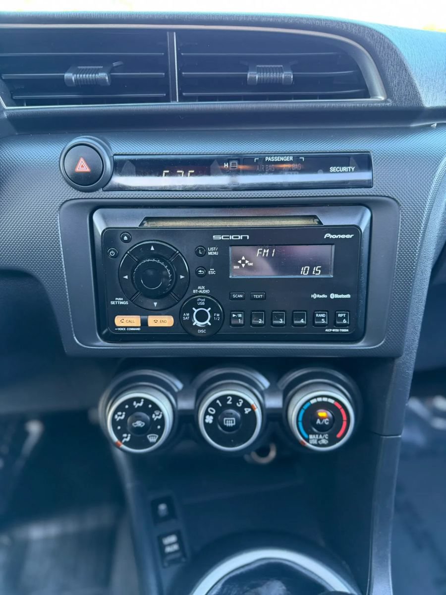 Used 2013 Scion tC FWD image 14