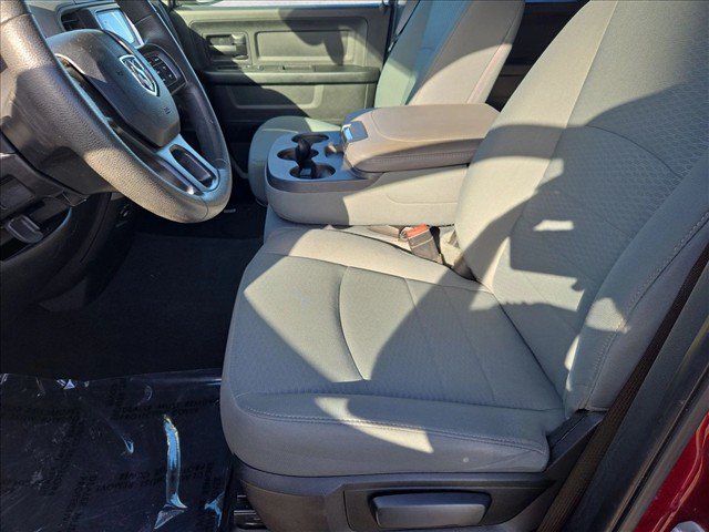 Used 2018 RAM 1500 Express RWD image 14