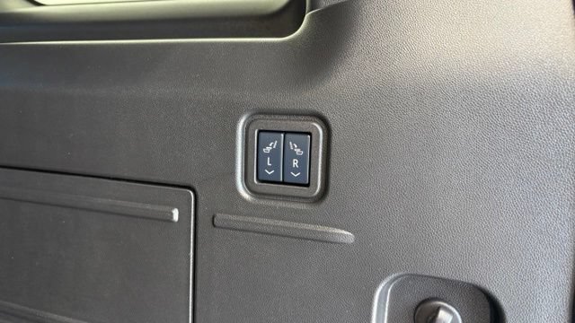 Used 2026 GMC Hummer EV SUV AWD/4WD image 6