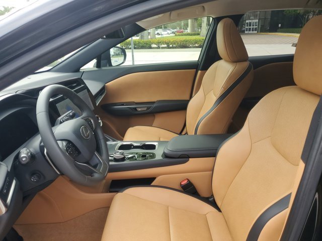 Used 2024 Lexus RZ 300e Premium image 22