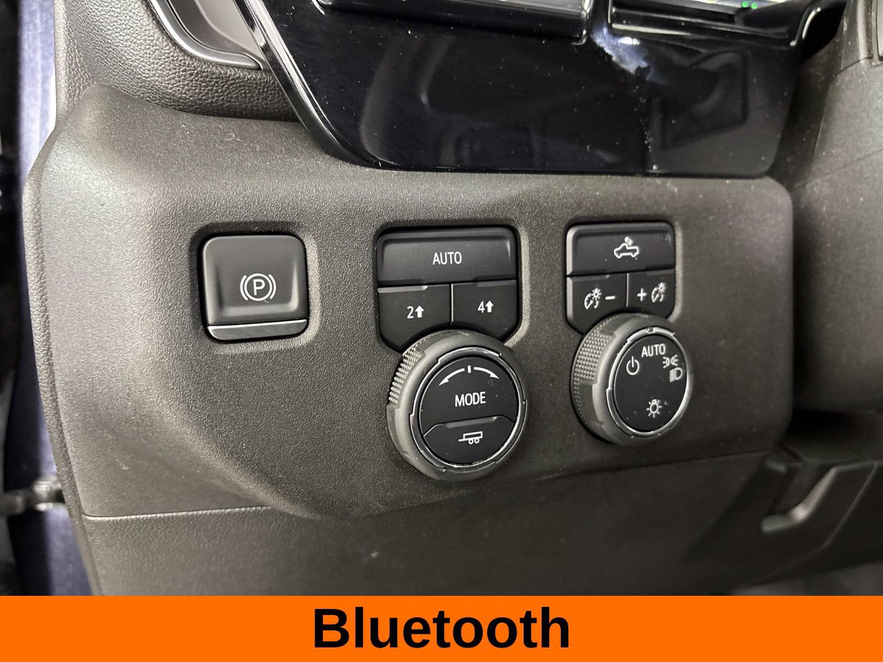 Used 2023 Chevrolet Silverado 1500 LT AWD/4WD image 11