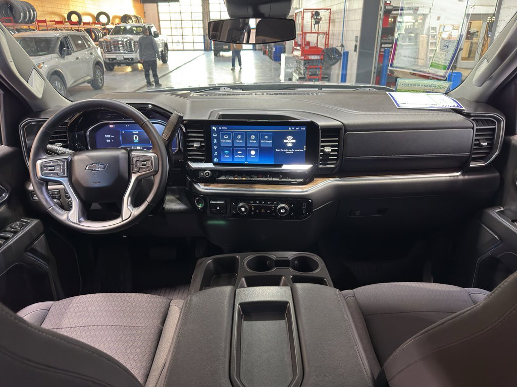 Used 2024 Chevrolet Silverado 1500 RST image 14