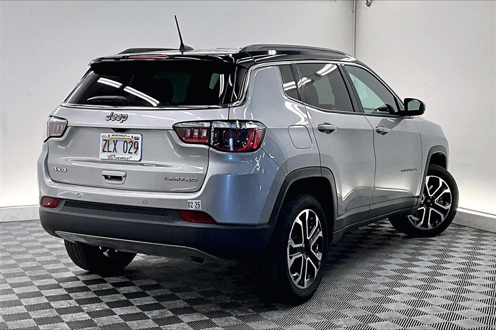 Used 2024 Jeep Compass Limited image 12