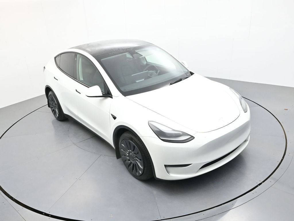 Used 2023 Tesla Model Y Long Range AWD/4WD image 21