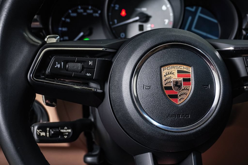 Certified 2023 Porsche Macan S AWD/4WD image 20