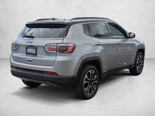 Used 2024 Jeep Compass Limited image 5